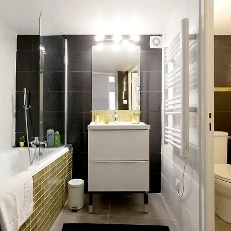 Renove Av Mezzanine The Palm